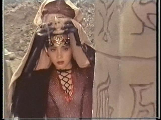 お前の顔を借りるよ 忍法顔写し 悪の華 Dark Lady Laughed And Danced