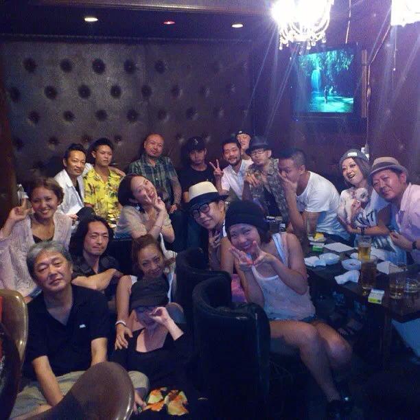 クズ中野謙のクズ 東京 パトカー追跡の車が暴走 多重事故を起こし１人死亡５人重軽傷 乗用車を運転していた住所 職業不詳緒環 おだまき 健蔵容疑者 ２０ を道交法違 芸能エンタメ Darkside