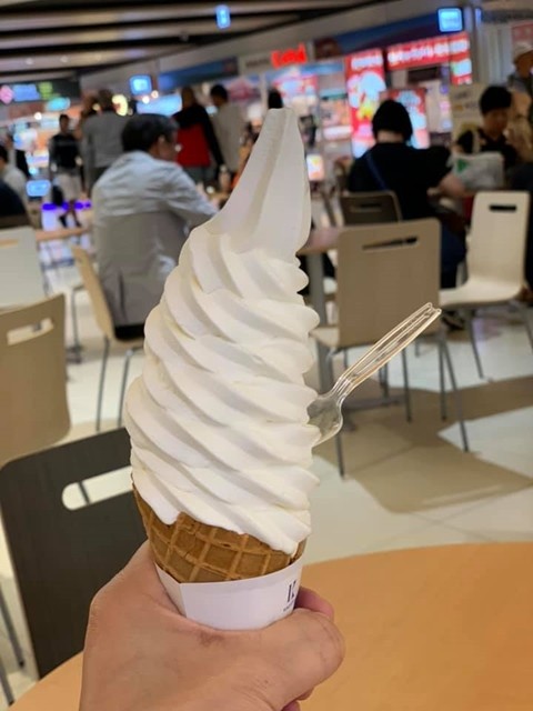 1 (17)
