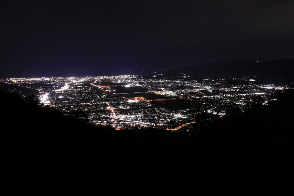足柄平野夜景 チェックメイトカントリークラブ外周 大井町松田惣領 相変わらず基本的にお一人様 散歩の暇人 改 足柄平野夜景 チェックメイトカントリークラブ外周 大井町松田惣領 相変わらず基本的にお一人様 散歩の暇人 改