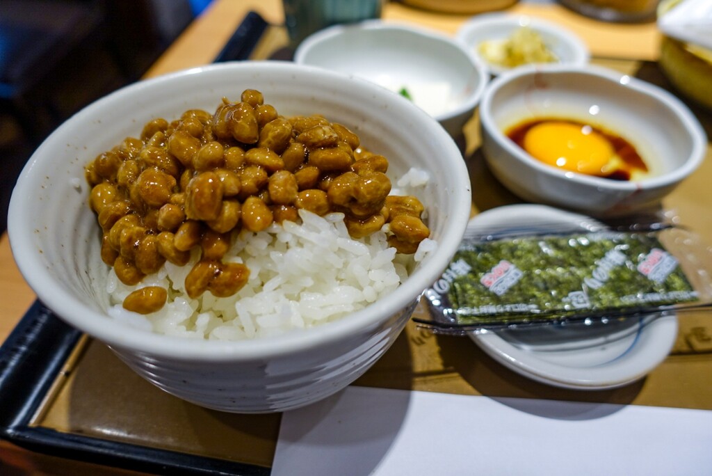 おかわり止まりません 納豆朝食390円 やよい軒 相変わらず基本的にお一人様 散歩の暇人 改 おかわり止まりません 納豆朝食390円 やよい軒 相変わらず基本的にお一人様 散歩の暇人 改
