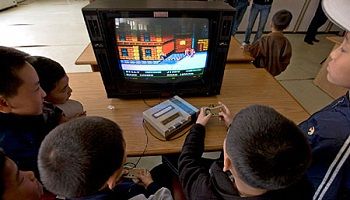 昔は友達の家に行ってゲームを見てるだけでも面白かった