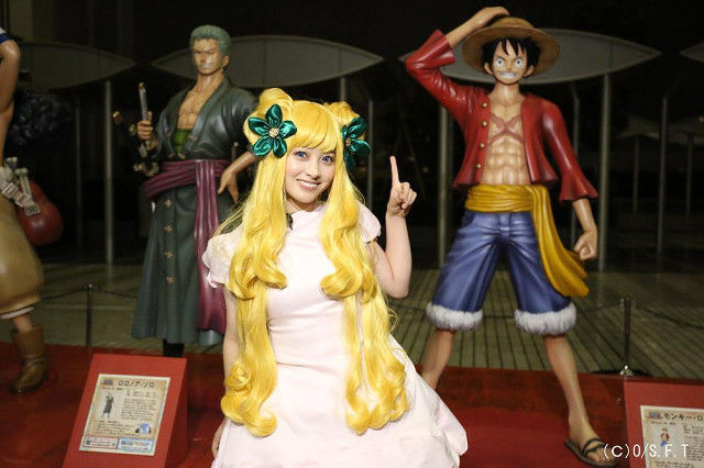 【画像】橋本環奈がワンピースの「マンシェリー姫」コスプレに挑戦