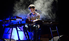 ダウンロード (8)