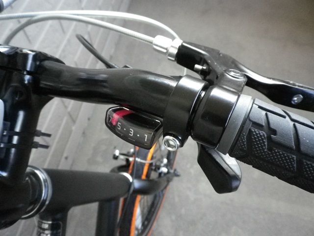 ハンドルとシフターを交換 光の速さで