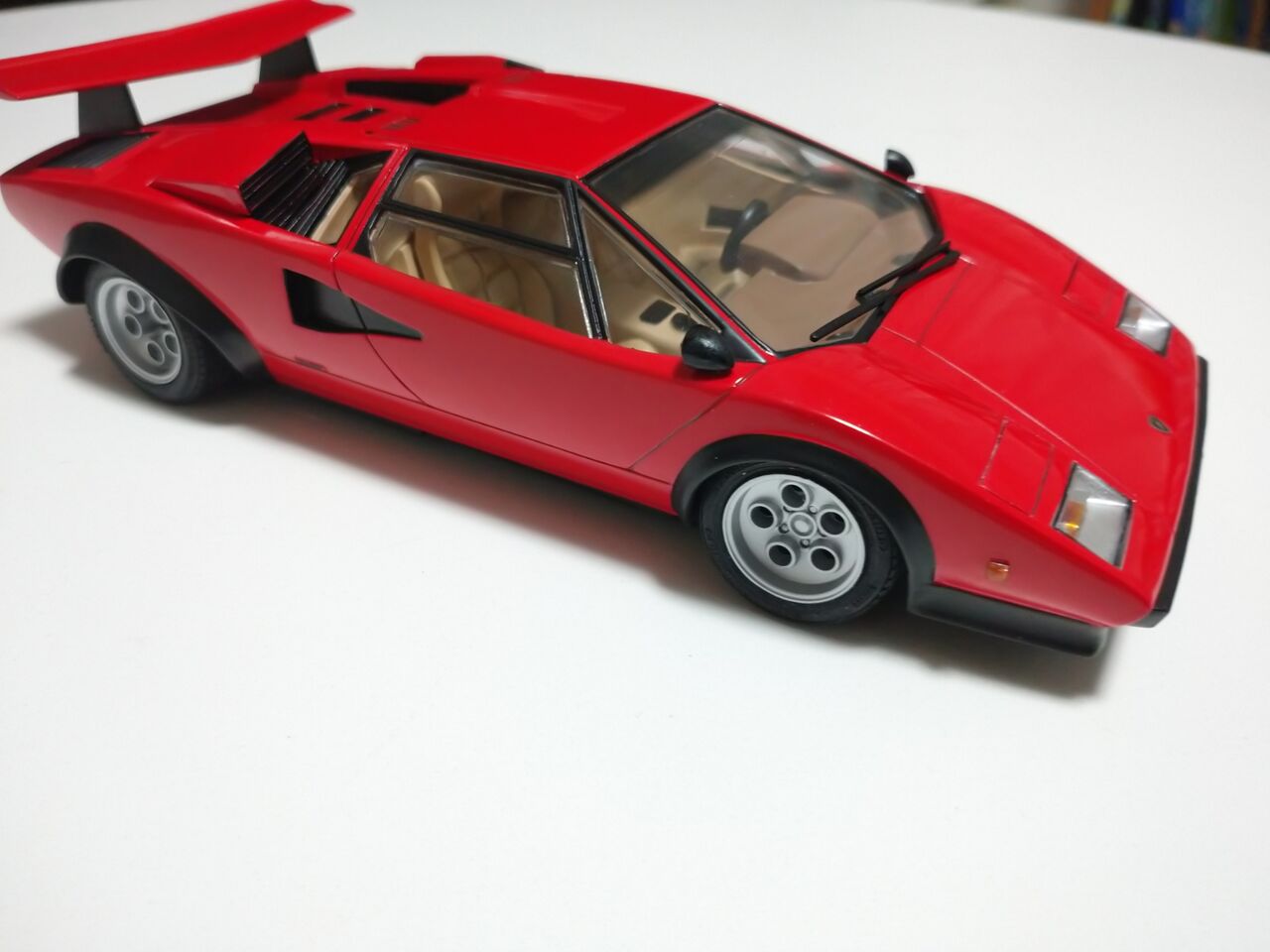 タミヤ 1/24 ランボルギーニ・カウンタックLP500S : ムーンフェイズの タミヤ 1/24 ランボルギーニ・カウンタックLP500S : ムーンフェイズの