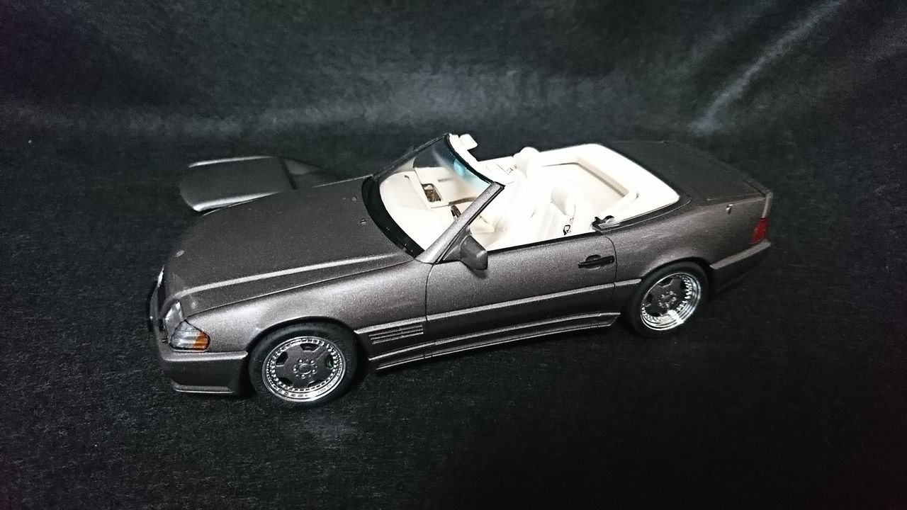 タミヤ メルセデス・ベンツ 500SL AMG【23】 : ムーンフェイズの趣味の