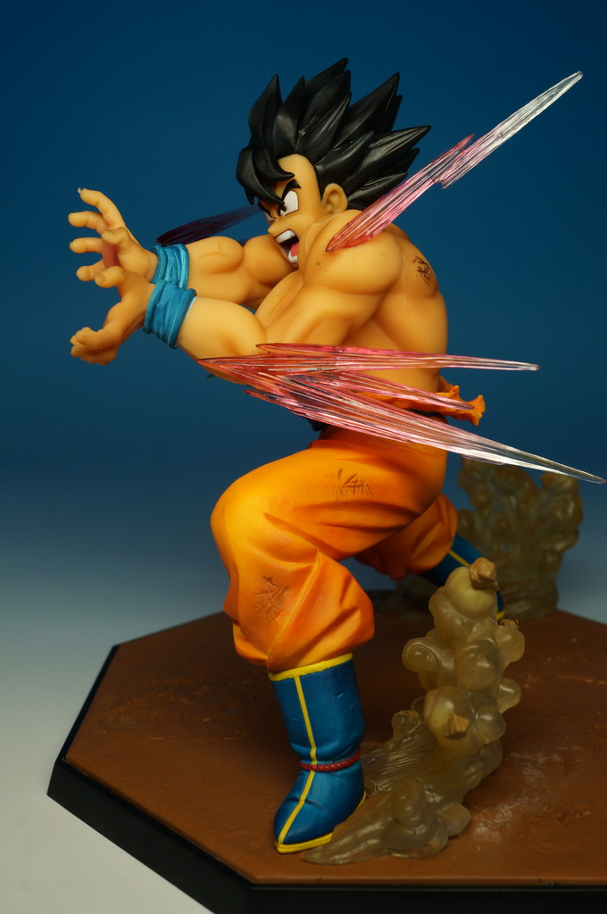 フィギュアーツZERO 孫悟空 -かめはめ波- レビュー : 物置小屋