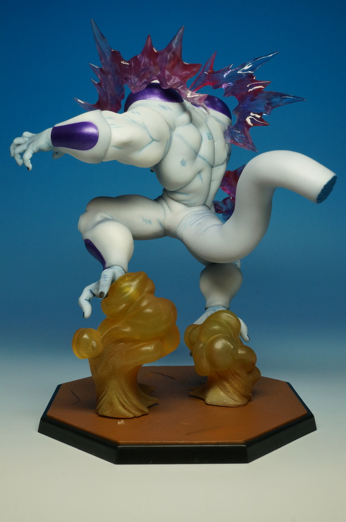 フィギュアーツZERO フリーザ -最終形態- レビュー : 物置小屋