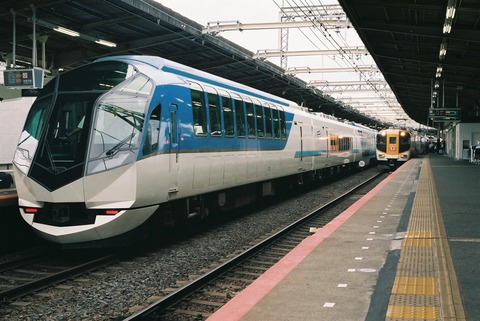 FH000038
