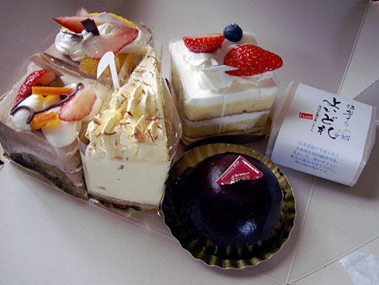 旭川 エチュード東光店で ショートケーキ5コ1000円 ミーハーのこだわり