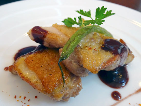 旭川 カフェテリアニューヨーク ランチでハーフコース オシャレな盛り付けテンション 鶏肉のグリルが上手で美味い ミーハーのこだわり