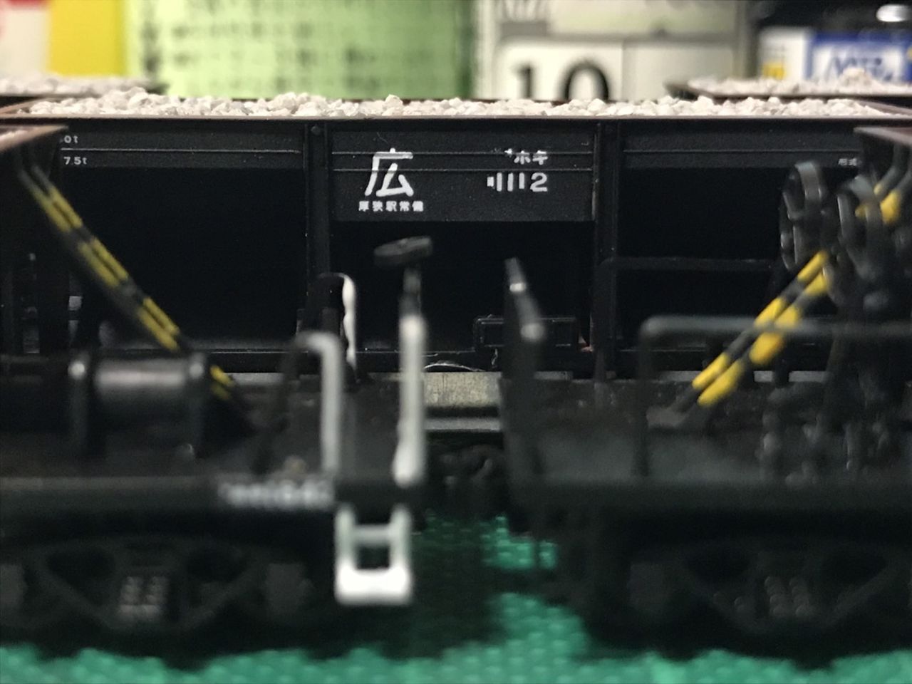 模型製作】TOMIX ホキ800を広島車タイプに整備する。 : 周防模型工房
