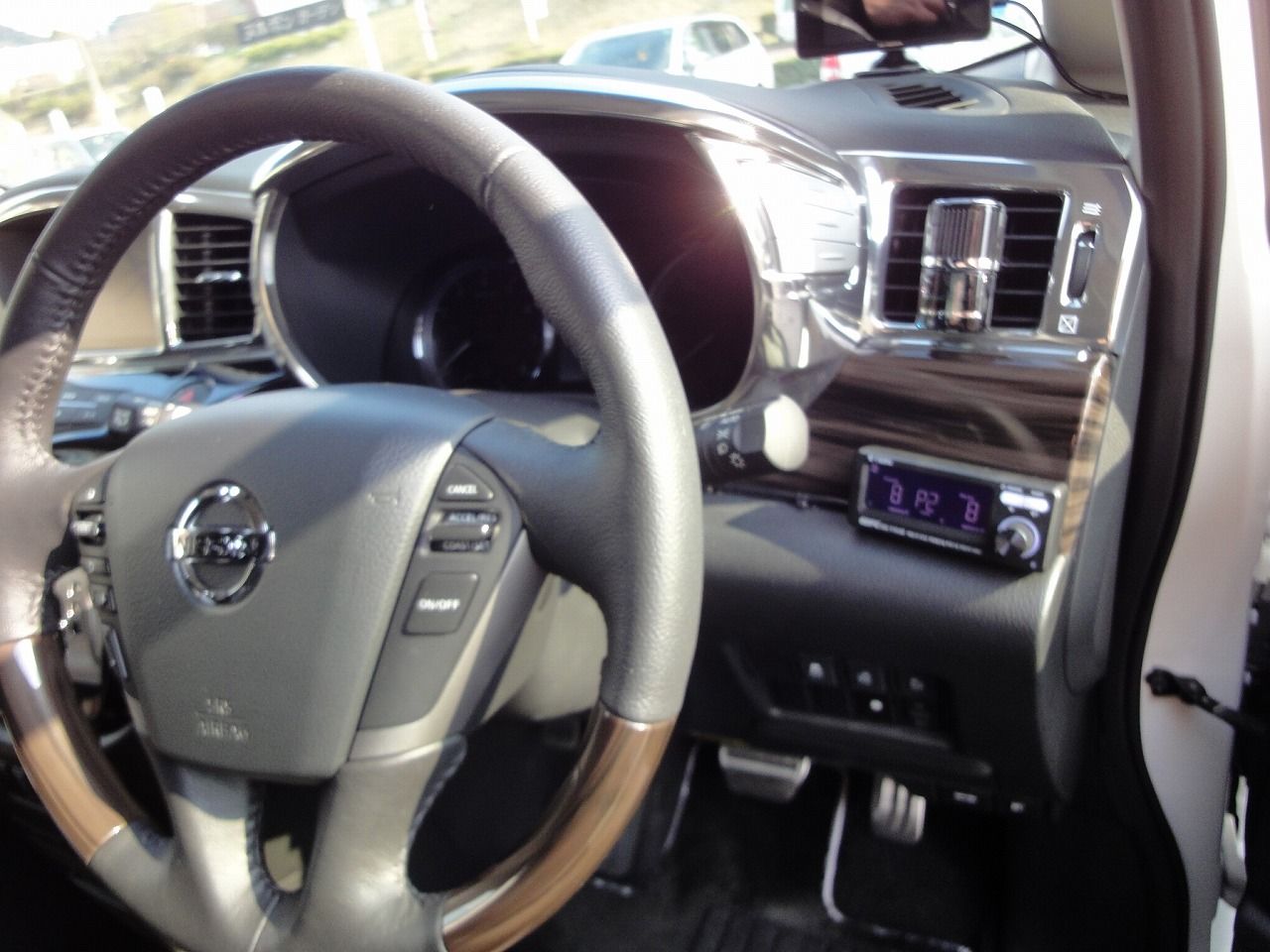 E52エルグランド Tein Edfc装着 Dcarz Official Blog