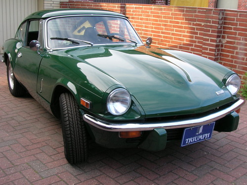 triumph-gt6-2