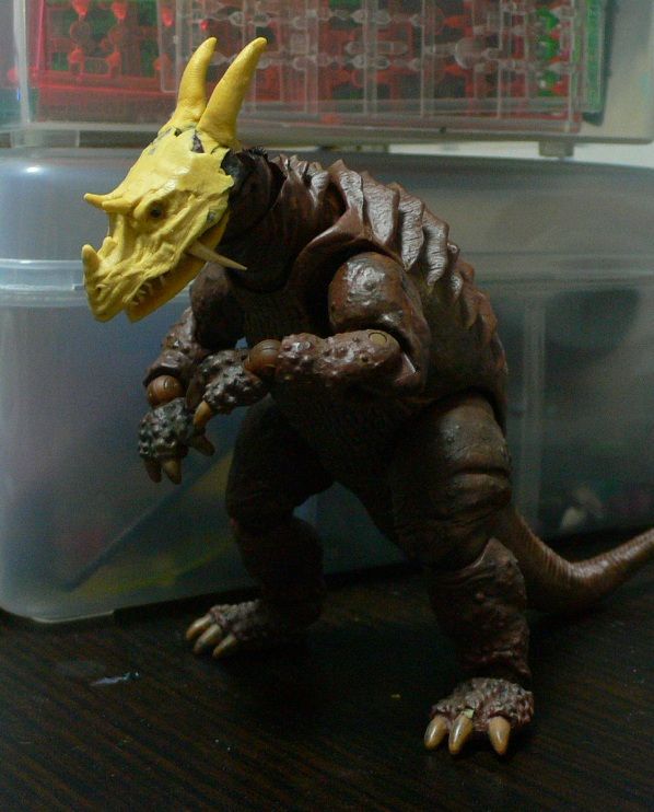 【箱無現状品】特撮リボルテック バラゴン 特撮リボルテック 箱無しバラゴン(パーツ欠品アリ) バラゴン