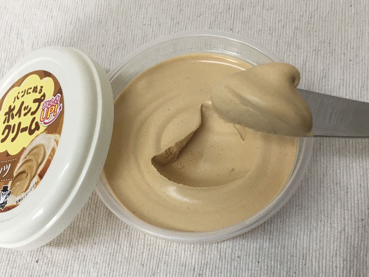 驚きの値段 ソントン パンにぬるホイップクリーム きなこピーナッツ 150g 驚きの値段 ソントン パンにぬるホイップクリーム きなこピーナッツ 150g