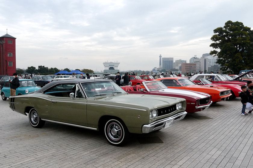 赤レンガ倉庫に旧車が集う日 東京おとなガレージ