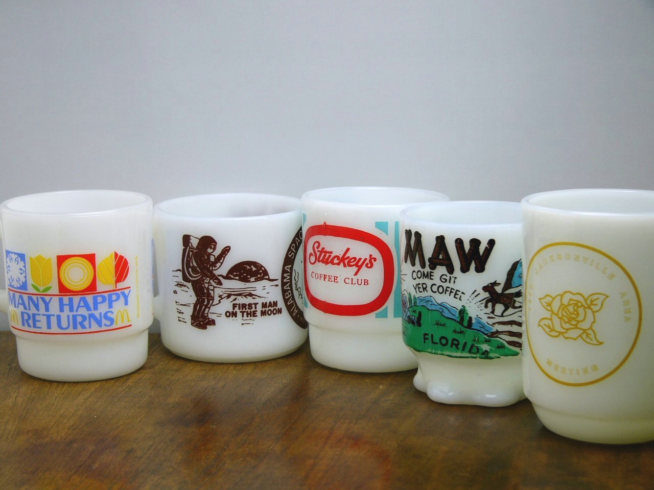 レアなファーストマンオンザムーンマグ入荷しました ファイヤーキング アメリカンヴィンテージ Dealership