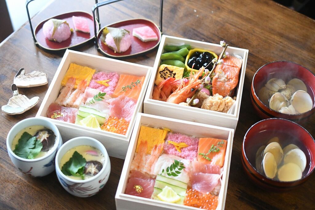 箱寿司 : debutousanのお食事日記