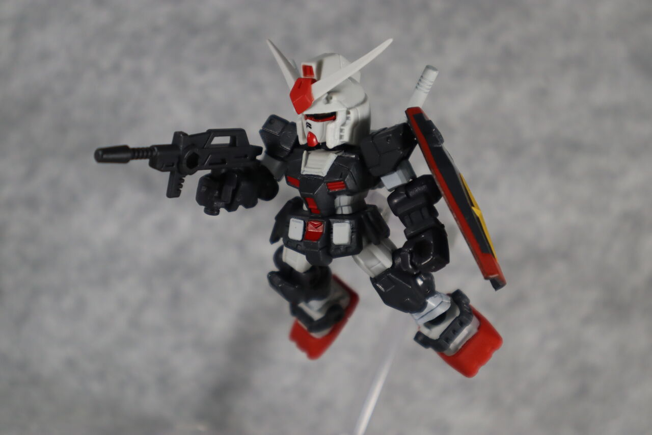 ガンダム モビルスーツアンサンブル 18 : 何かブンドド