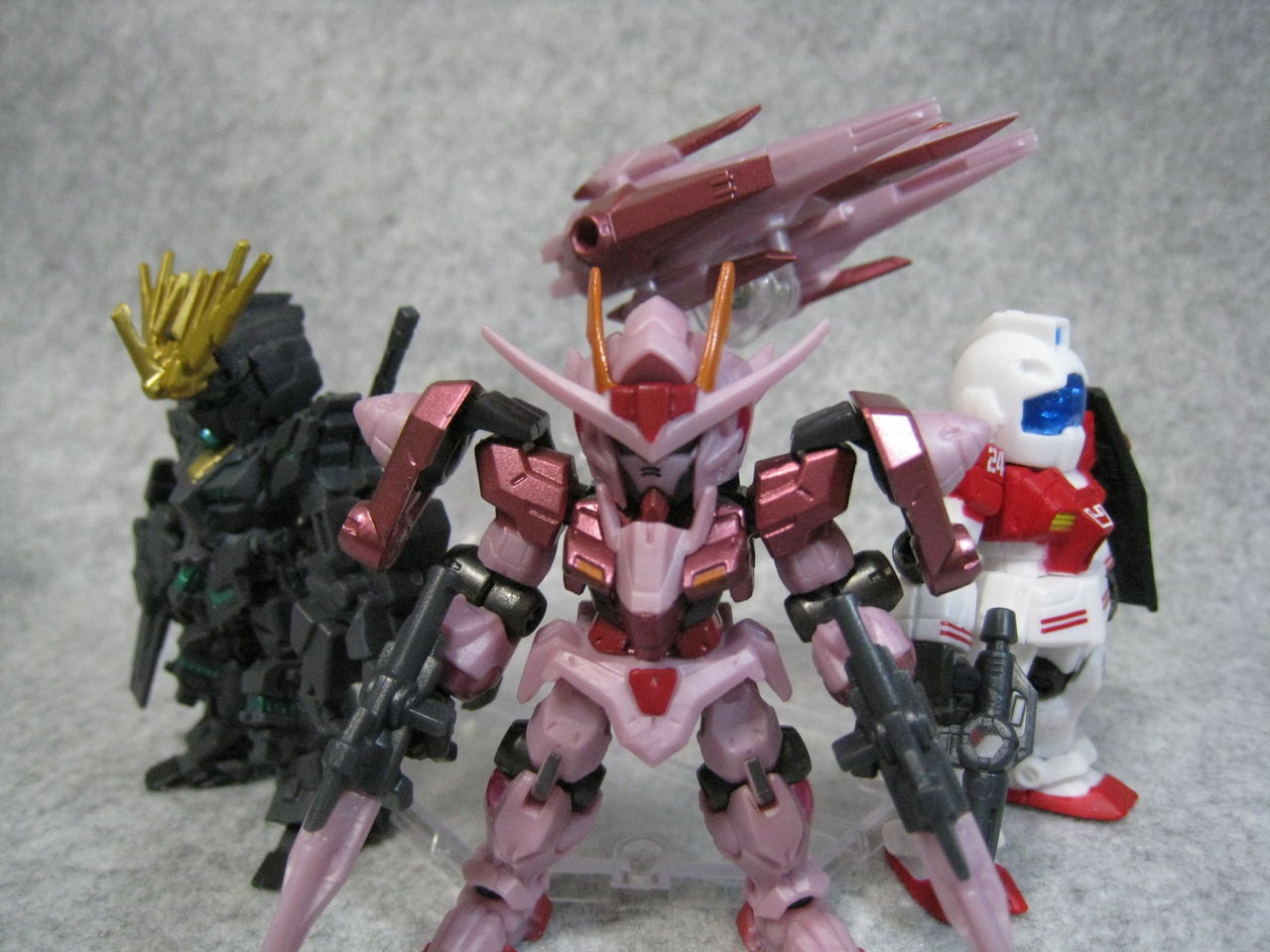 ガンダム モビルスーツアンサンブル 2.5 : 何かブンドド