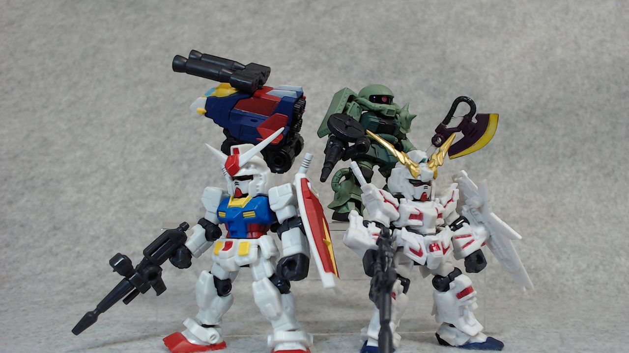 ガンダム モビルスーツアンサンブル 01 : 何かブンドド