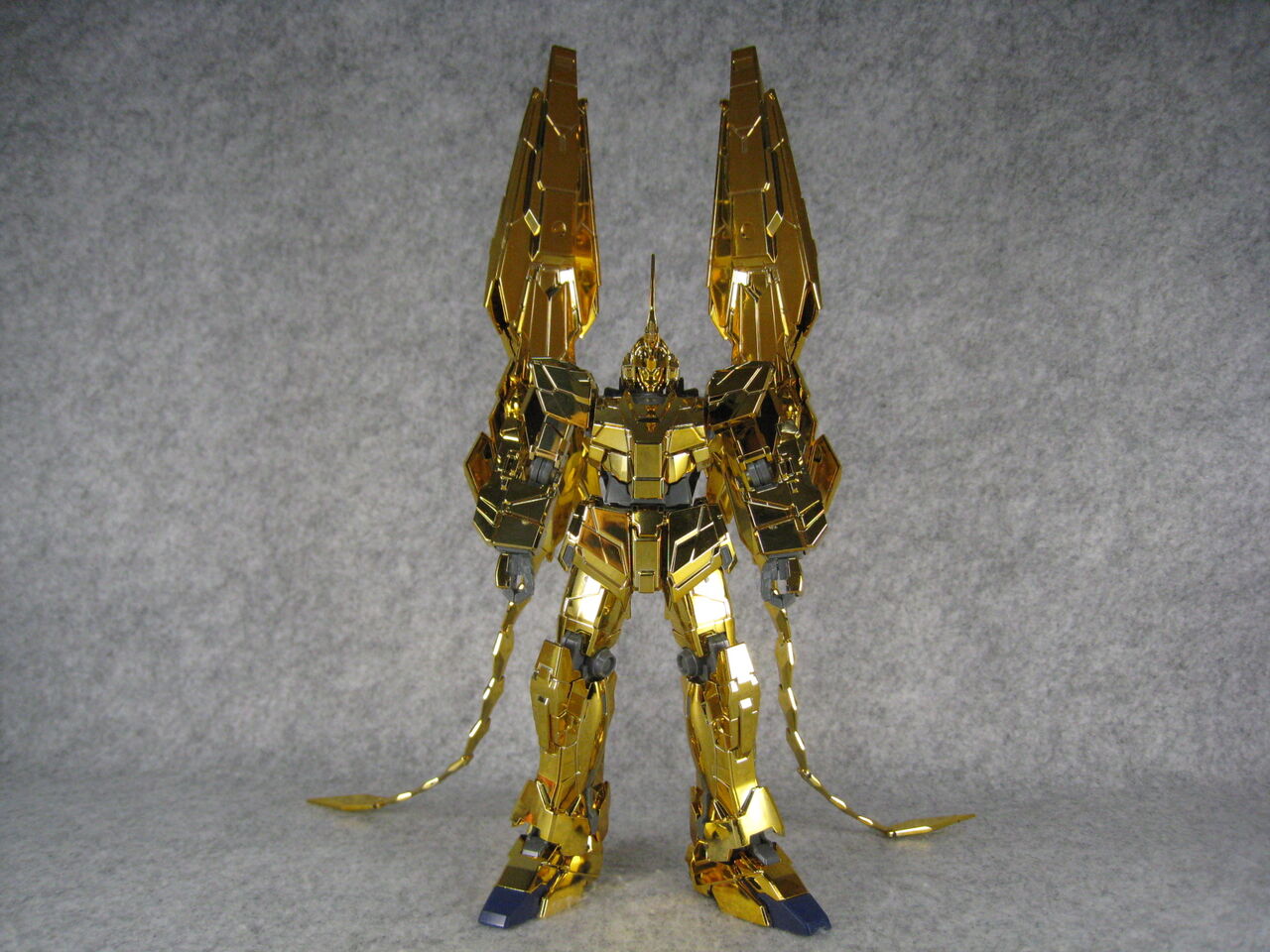 HGUC 1/144 RX-0 ユニコーンガンダム3号機 フェネクス