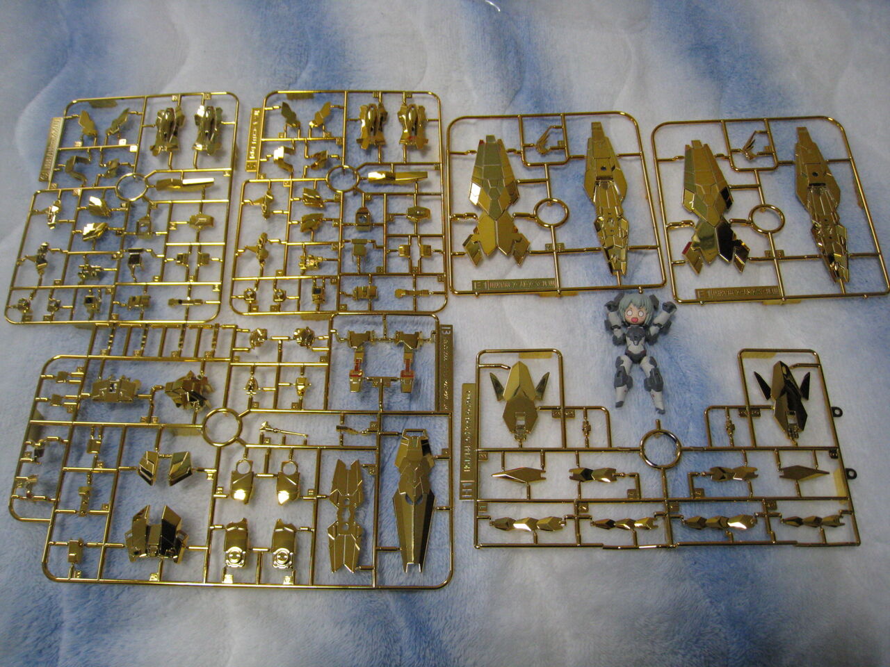 HGUC ユニコーンガンダム3号機 フェネクス(ユニコーンモード