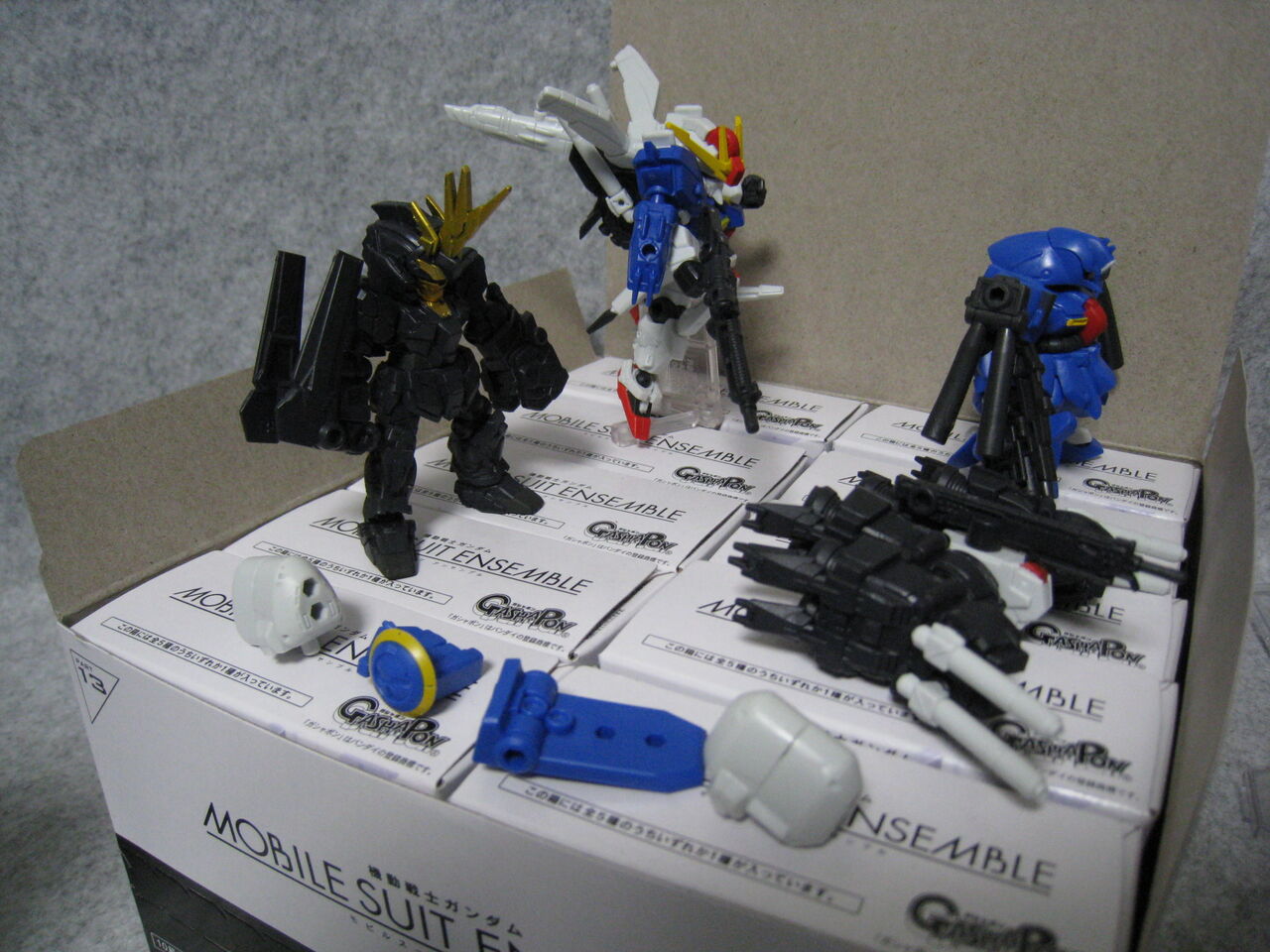 ガンダム モビルスーツアンサンブル 13 : 何かブンドド