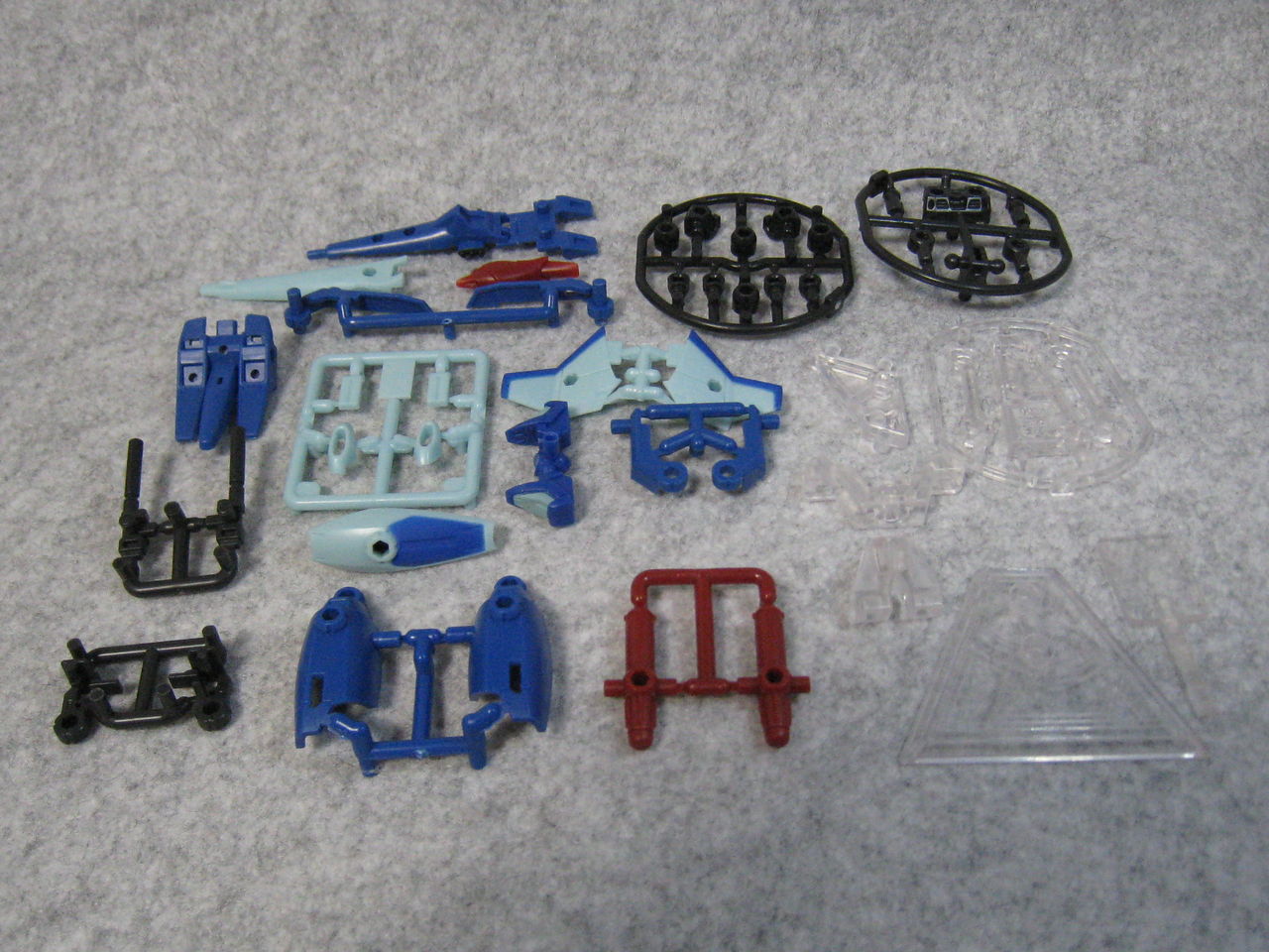 モビルスーツアンサンブルEX08 サザビー 組立品 Unboxing and review of Premium Bandai's Gashapon series