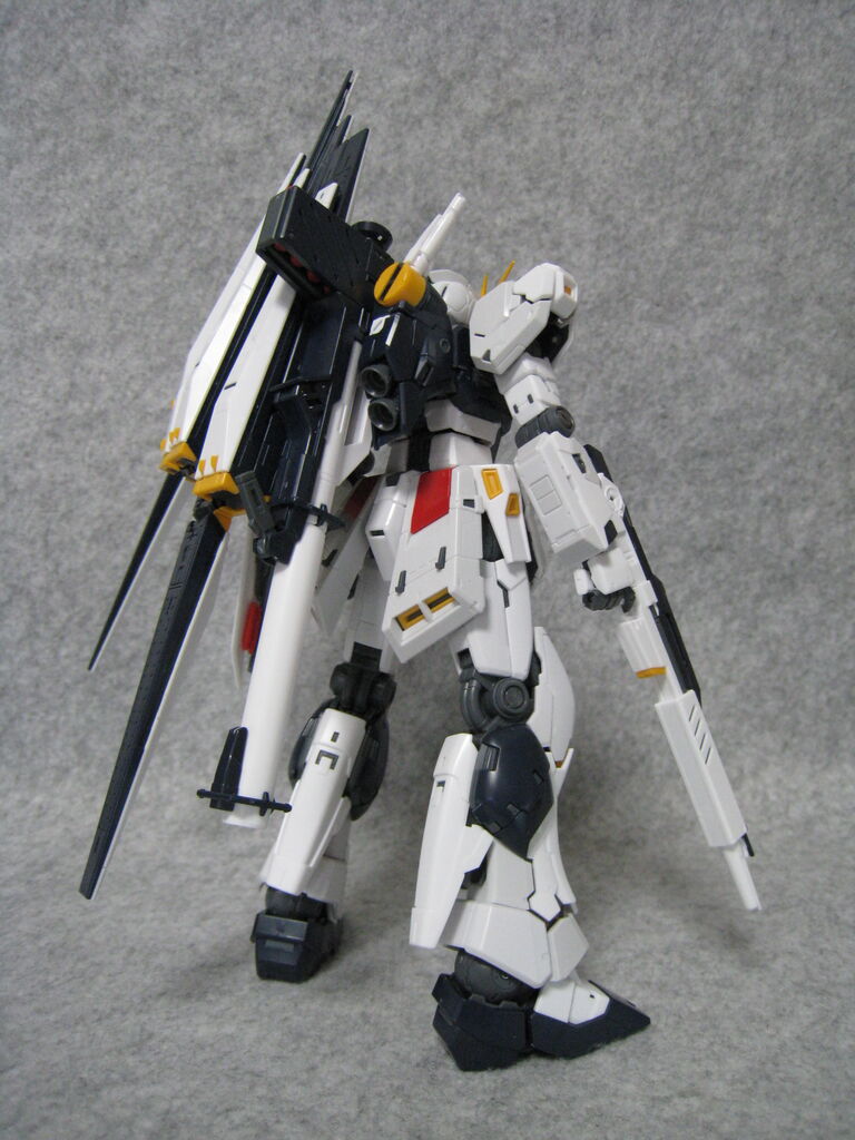 RG 1/144 νガンダム フィン・ファンネルエフェクトセット : 何か RG 1/144 νガンダム フィン・ファンネルエフェクトセット : 何か