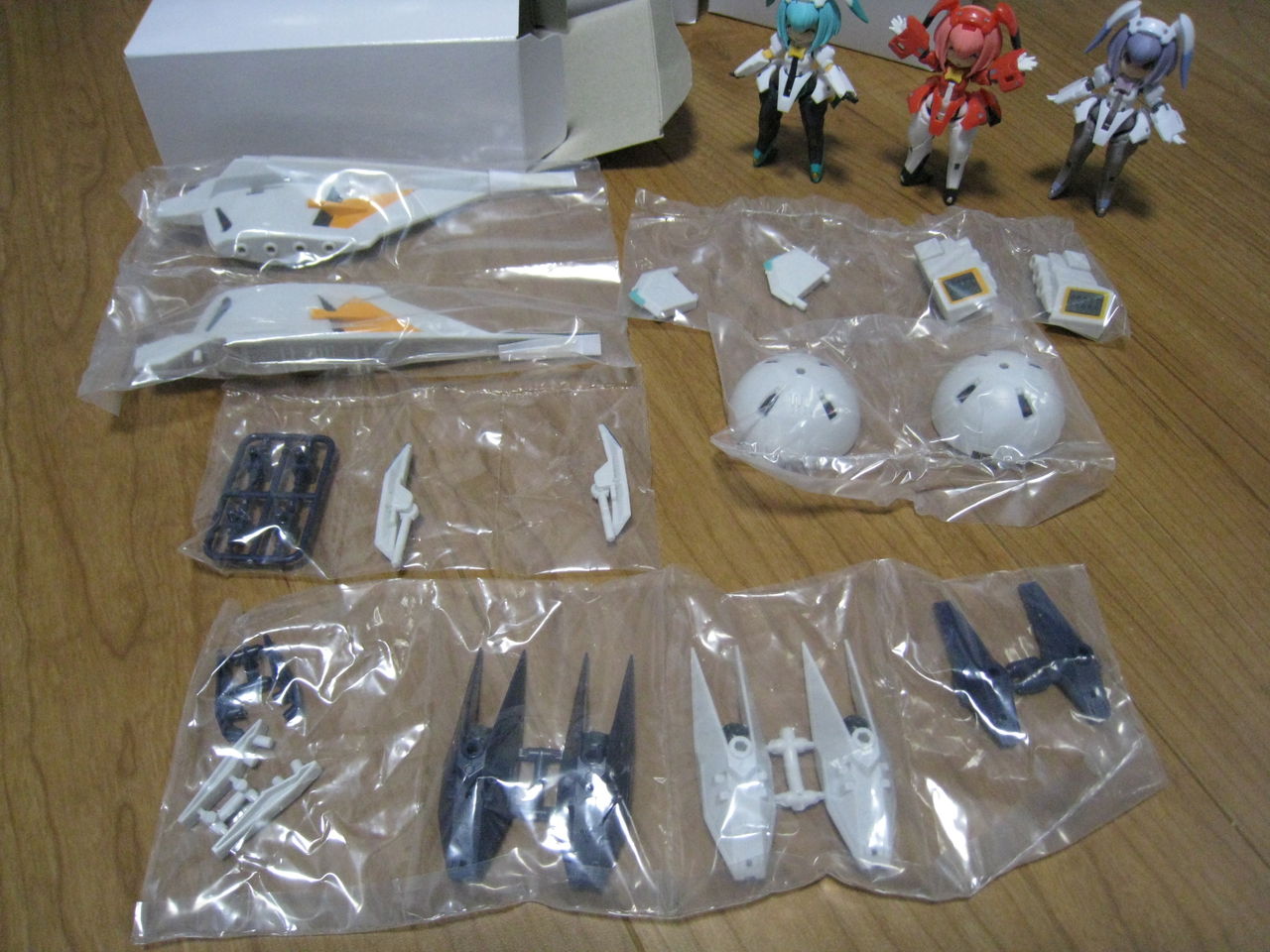 ガンダム モビルスーツアンサンブル EX09 TR-6 インレ その1 パーツ  