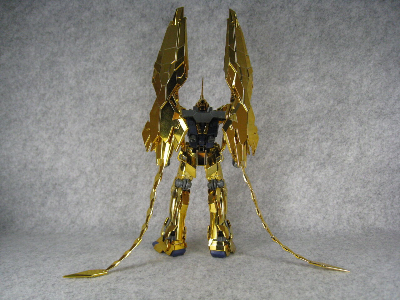 HGUC ユニコーンガンダム3号機 フェネクス(ユニコーンモード HGUC ユニコーンガンダム3号機 フェネクス(ユニコーンモード