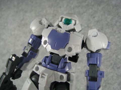 30MM ポルタノヴァ［ホワイト］ & 近接格闘用オプションアーマー