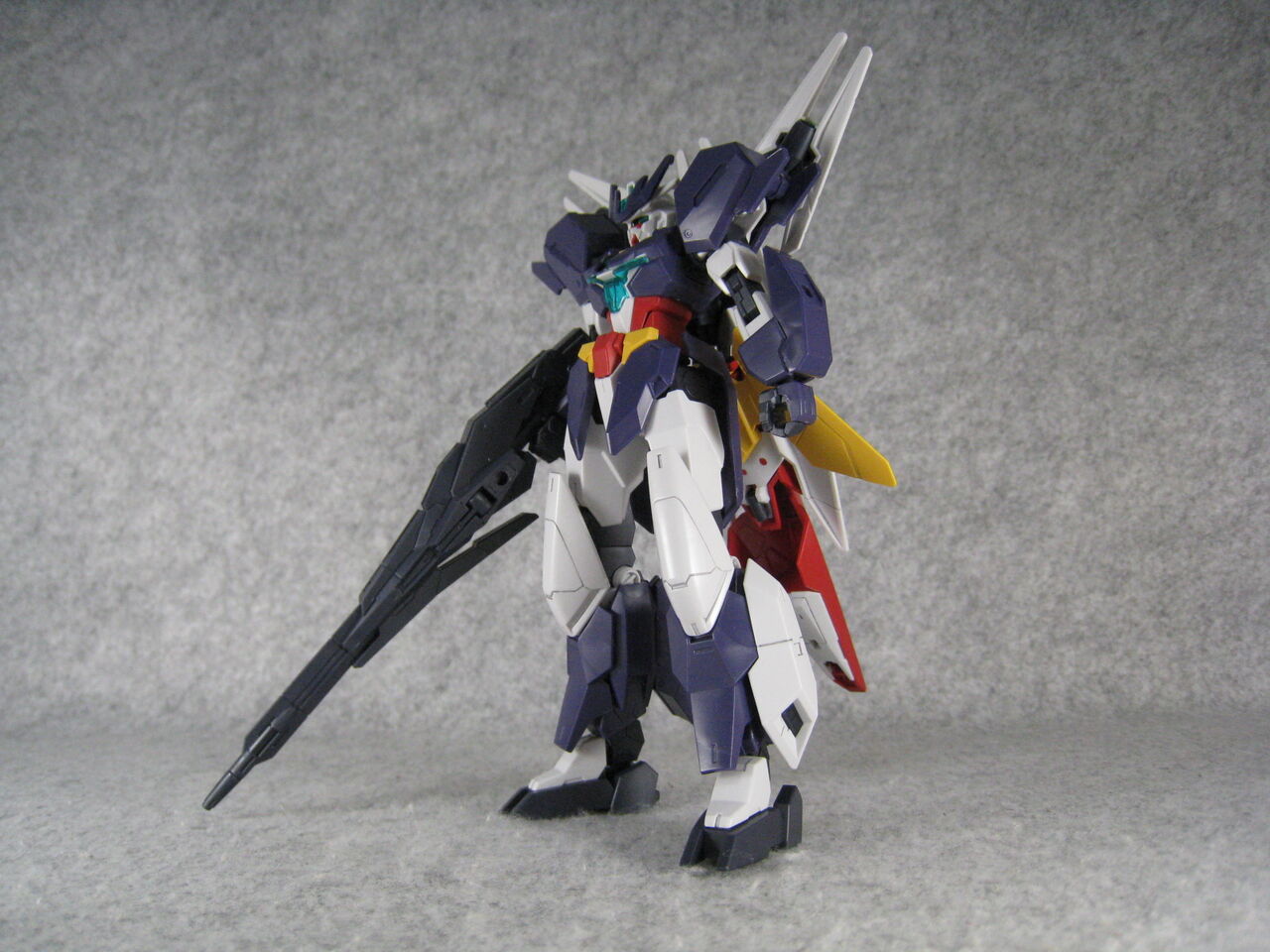 HGBD:R ユーラヴェンガンダム : 何かブンドド
