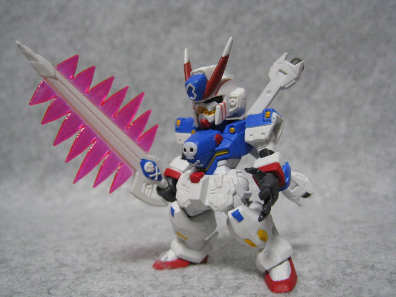 Amazon.com: FW GUNDAM CONVERGE:CORE クロスボーン・ガンダムX3