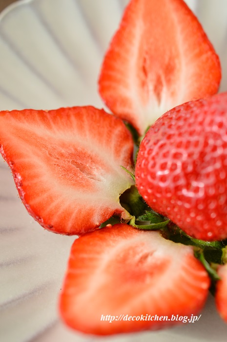 いちごの王さま 福岡県産 博多あまおう と いちごのうれしい効能について Decoの小さな台所 体にやさしい妄想料理レシピ 薬膳メモ付き Powered By ライブドアブログ いちごの王さま 福岡県産 博多あまおう と いちごのうれしい効能について Decoの小さな台所 体にやさしい妄想料理レシピ 薬膳メモ付き Powered By ライブドアブログ