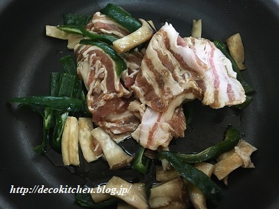 豚肉炒め工程1