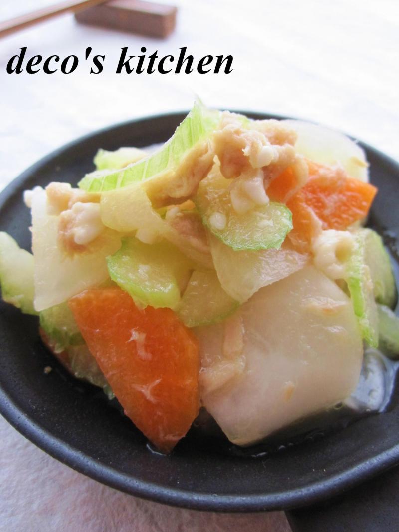 蕪とセロリと人参の塩麹和え３