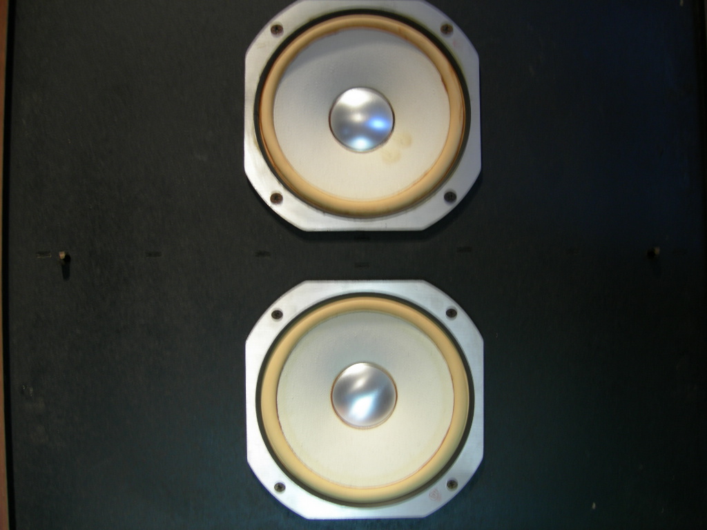 JBL TRIMLINE 54 : Night Has a Thousand Eyes JBL TRIMLINE 54 : Night Has a Thousand Eyes