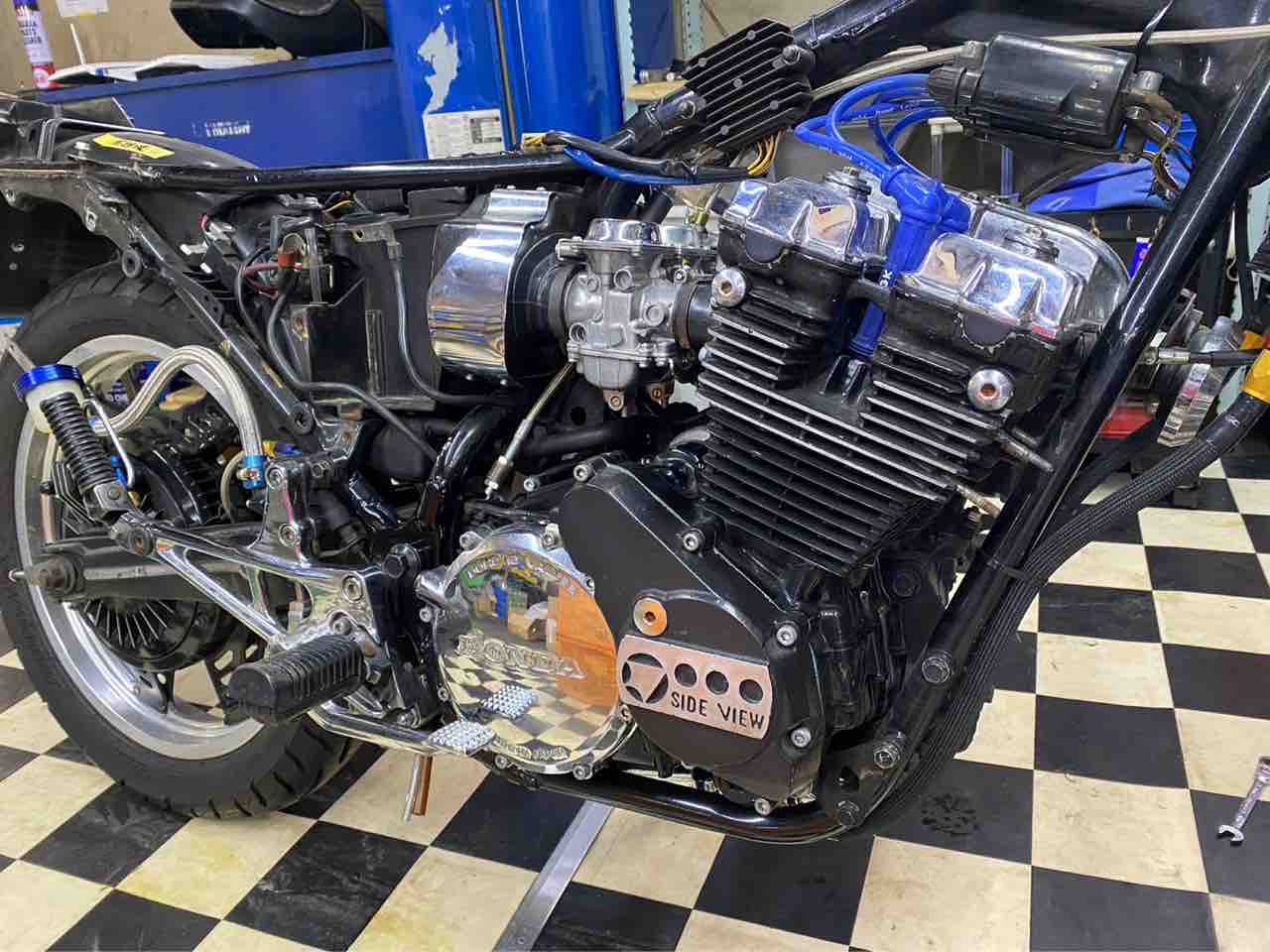 大阪府 M様 CBX400F フルレストアご依頼ありがとうございます♪ : Deep 