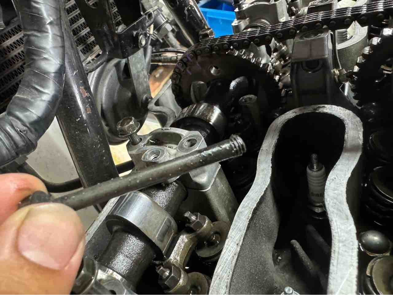 大阪府 R様 CBX550F カムチェーン異音修理 : Deep Fieldの