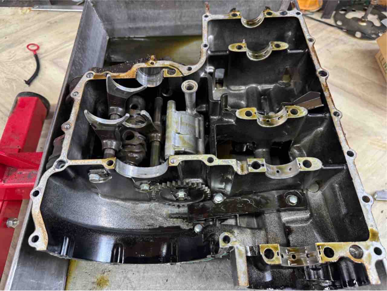 徳島県 O様 CBX400F クラッチハウジング交換 : Deep Fieldのスタッフblog