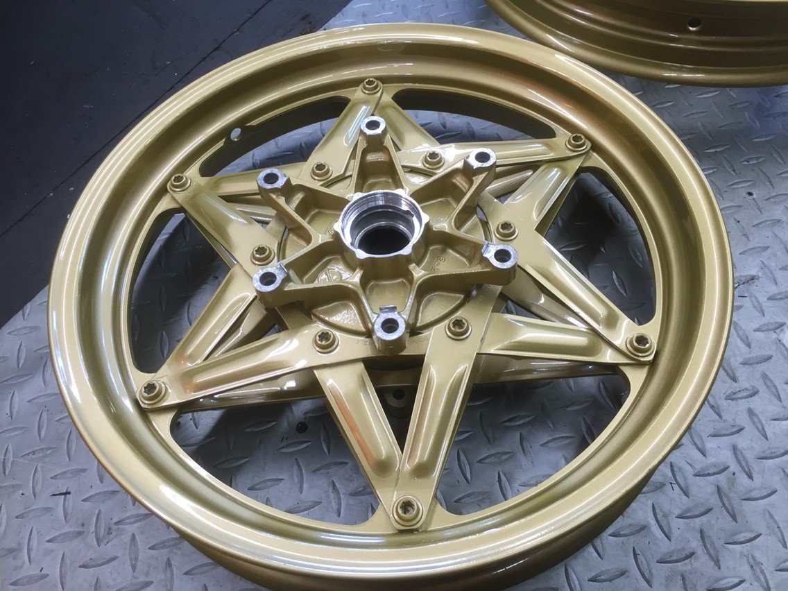 CBR400F ホイール 金 ゴールド CBR400F ホイール 金 ゴールド
