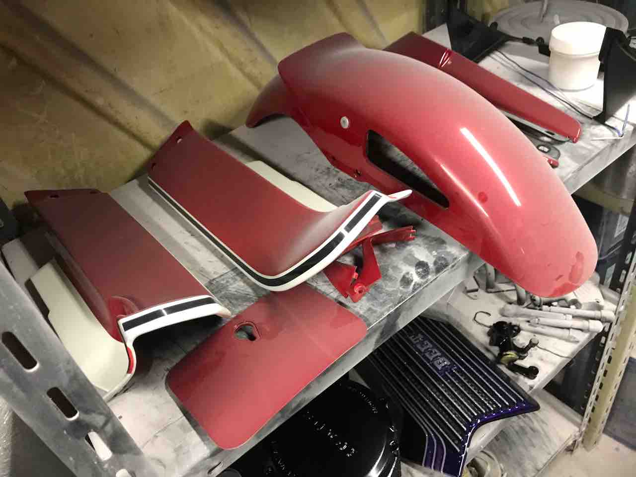 CB750F 外装一式ペイントまもなく完了です✨ : Deep Fieldのスタッフblog