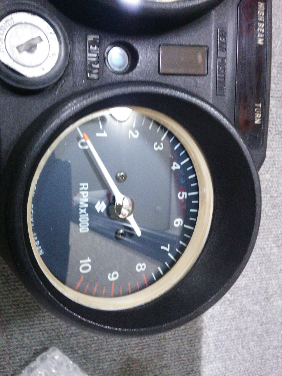 国内産 SUZUKI GT380 全年式対応！ GT380 純正 スピードメーター 国内