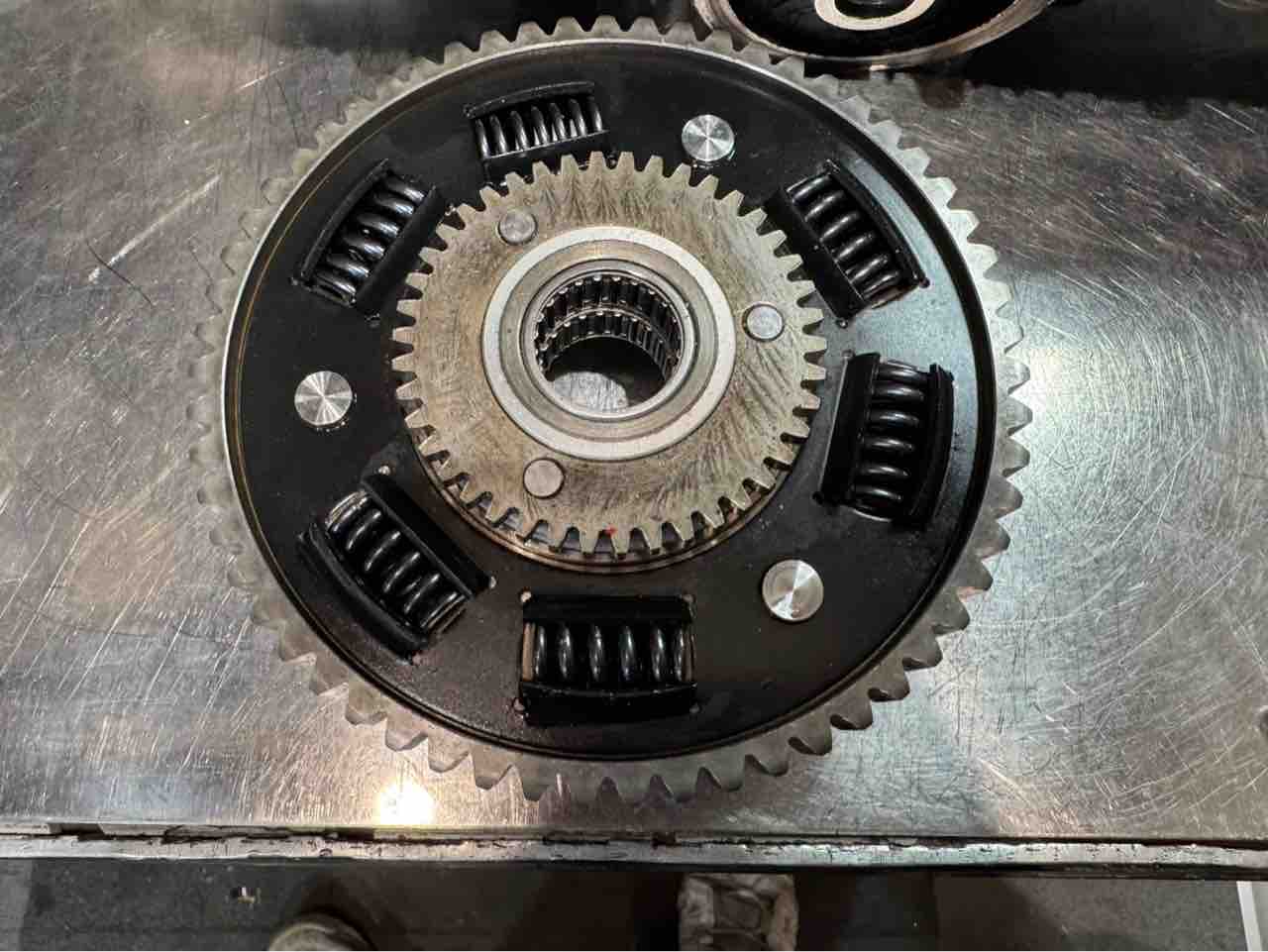 栃木県 S様 CBX400F クラッチハウジング リビルド 入れ替え 大変 栃木県 S様 CBX400F クラッチハウジング リビルド 入れ替え 大変
