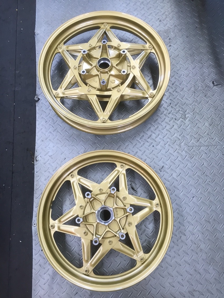 CBR400F ホイール 金 ゴールド CBR400F ホイール 金 ゴールド