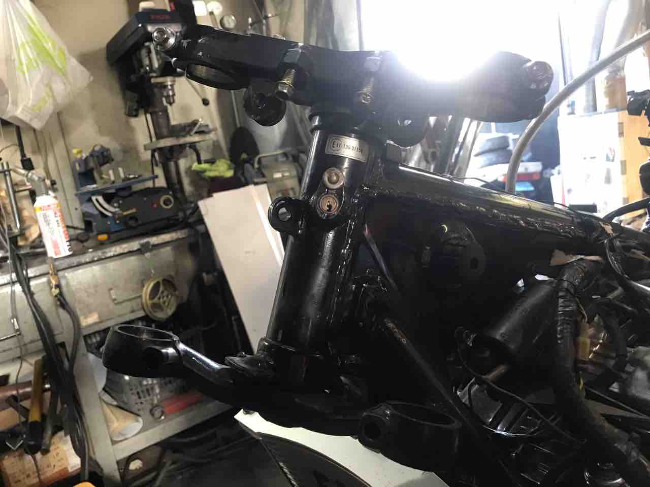 I様のCBXハンドルロック加工とステム周り : Deep Fieldのスタッフblog